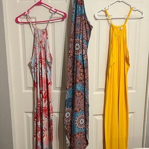 Set of 3 Tropical Floral Sleeveless Dresses